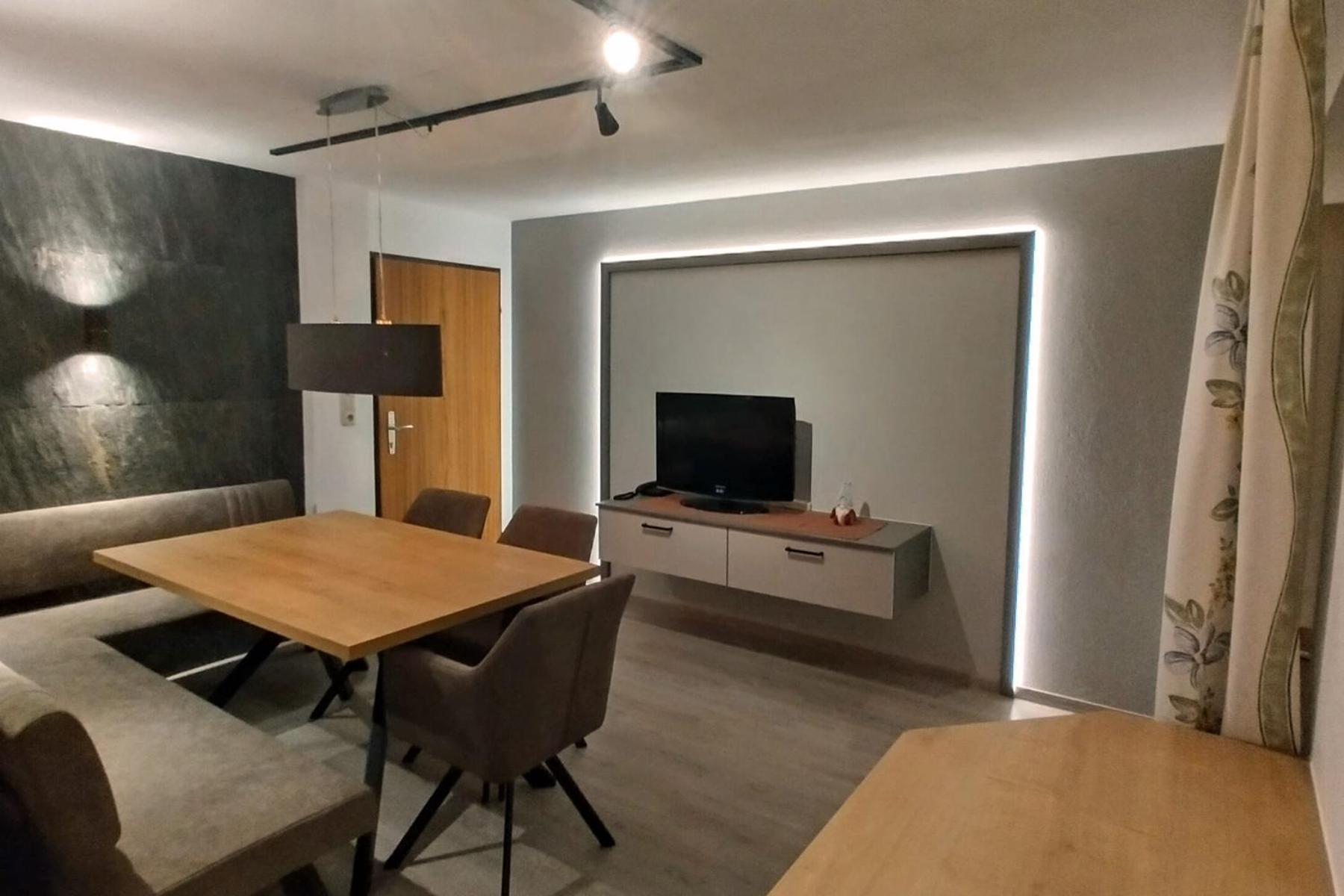 Apartamento Haus Enzian Lermoos Exterior foto